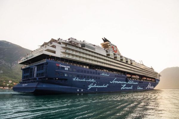 östliches Mittelmeer Mit Kreuzfahrt Bereisen Schiffs Urlaubde