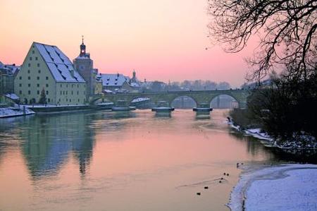 Flusskreuzfahrt Weihnachten und Silvester auf dem Rhein und Main 2025